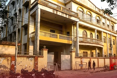 बीजेपी के साथ असहज हैं कई बागी नेता, टीएमसी सांसद सौगत रॉय का दावा; यूसुफ पठान को लेकर बढ़ी चर्चा
