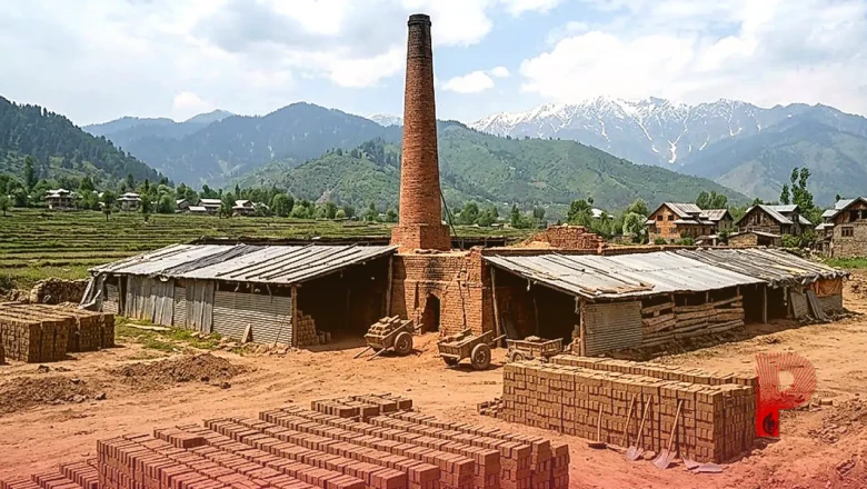 कश्मीर के कुलगाम में कायराना आतंकी हमला, छत्तीसगढ़ के दो श्रमिकों की गई जान
