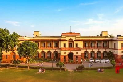 थिएटर कलाकारों के लिए बड़ी खुशखबरी: केंद्र सरकार की इन स्कॉलरशिप और फेलोशिप से मिलेगा करियर को नया मुकाम
