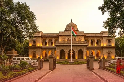अजीत डोभाल को लोकमान्य तिलक पुरस्कार से नवाजा गया, अमित शाह ने सुरक्षा में उनके योगदान को सराहा