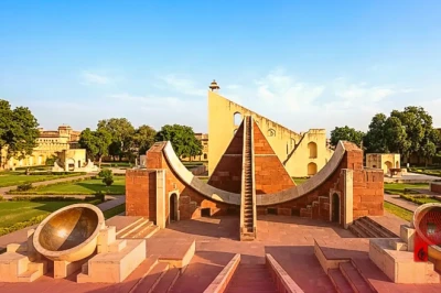 वृश्चिक राशिफल: 3 अगस्त 2026 को कर्म और मेहनत से बदल जाएगी किस्मत, मिलेगी नई पहचान