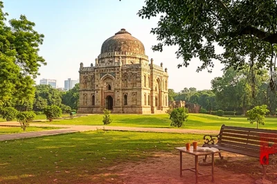 कर्क दैनिक राशिफल: आज पुराने मित्र से होगी मुलाकात, जानिए करियर और प्रेम जीवन का हाल