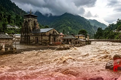 उत्तराखंड में भारी बारिश का कहर: रुद्रप्रयाग में नदियों का जलस्तर बढ़ा, प्रशासन ने जारी किया हाई अलर्ट