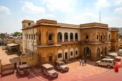 अलवर में साइबर ठगों का बड़ा खेल: बैंक मैनेजर और सेना के जवान से उड़ाए 4.39 लाख रुपये, पुलिस जांच में जुटी