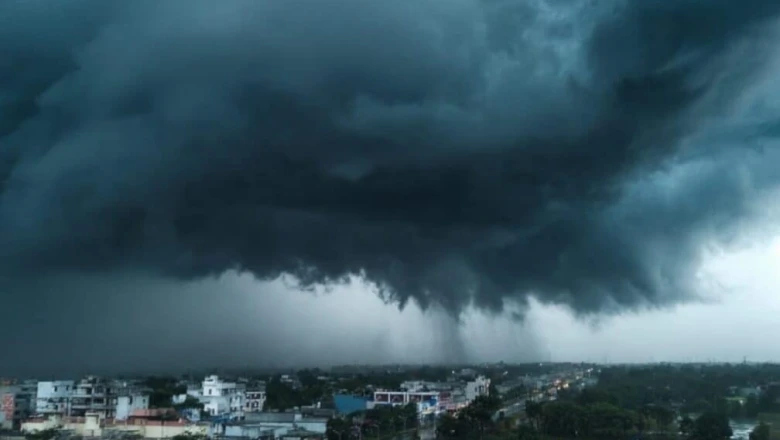 झारखंड में फिर बदला मौसम का मिजाज: 12 जिलों में फ्लैश फ्लड का अलर्ट, 11 अगस्त तक भारी बारिश की चेतावनी