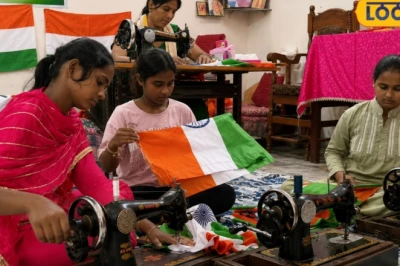 सहारनपुर में 'हर घर तिरंगा अभियान' की जोरदार तैयारियां, डूडा की महिलाएं बना रही हैं 25,000 राष्ट्रीय ध्वज