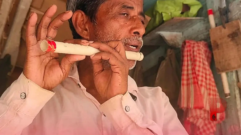 समस्तीपुर के दिनेश शर्मा: 60 की उम्र में बांसुरी की जादुई धुन से मोह लेते हैं लोगों का मन