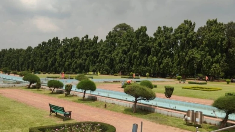 जमशेदपुर का जुबली पार्क: बारिश की फुहारों में जन्नत जैसा दिखता है जमशेदजी टाटा की प्रतिमा का इलाका