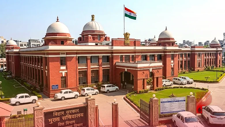बिहार में अब हर महीने की 10 तारीख को मिलेगी पेंशन, सम्राट चौधरी ने 1 करोड़ से अधिक लाभार्थियों को भेजे 1157 करोड़ रुपए