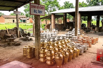 बिहार की अलका ने कैसे बदला अपना भाग्य: बर्तन बनाने के काम से सालाना 5 लाख की कमाई, 30 लोगों को दिया रोजगार