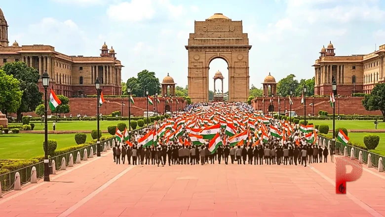 दिल्ली: कर्तव्य पथ पर उमड़ा देशभक्ति का सैलाब, मुख्यमंत्री रेखा गुप्ता और नितिन नवीन ने तिरंगा यात्रा में की शिरकत