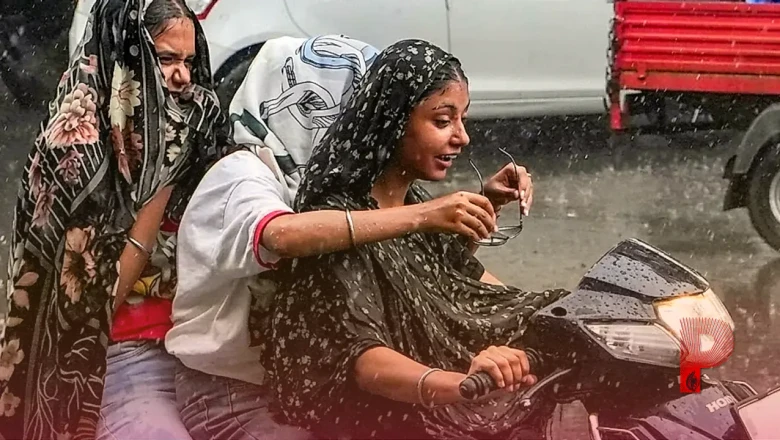 देश के 16 राज्यों में मूसलाधार बारिश का अलर्ट, दिल्ली और यूपी समेत इन इलाकों में बिगड़ेगा मौसम