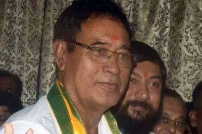 नेताजी पर विवादित टिप्पणी का मामला: 'बंग विभूषण' छीने जाने के बाद अब अनंत महाराज पर दर्ज हुई एफआईआर