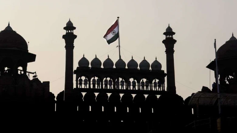 स्वतंत्रता दिवस पर दिल्ली का मौसम: 15 अगस्त को लाल किले के आसपास कैसी रहेगी बारिश, जानें क्या है IMD का पूर्वानुमान
