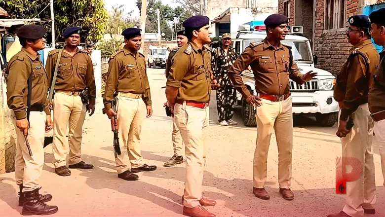 हरियाणा के हांसी में भारी बवाल: डेयरी संचालक हत्याकांड पर भड़के प्रदर्शनकारी, पथराव में एसपी और डीएसपी समेत कई पुलिसकर्मी घायल