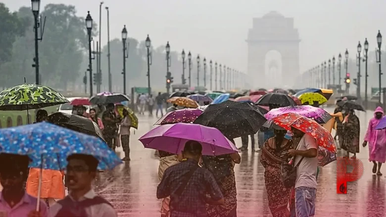 दिल्ली-NCR में अजीब मौसम का मिजाज, सुबह छाई धुंध और भीषण उमस, जानिए आपके राज्य का हाल