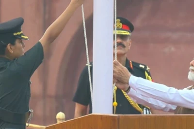 जानिए कौन हैं कैप्टन सोनिया सिंह चौहान, जिन्होंने 15 अगस्त को लाल किले पर पीएम मोदी के साथ संभाला तिरंगा