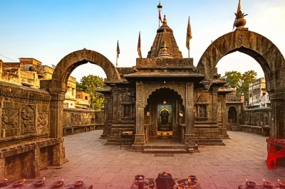 रेवती नक्षत्र में प्रवेश करेंगे शनिदेव, इन 3 राशियों की बढ़ सकती है परेशानी, जानें बचने के अचूक उपाय
