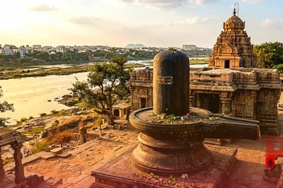 भीमलिंगेश्वर स्वामी मंदिर: मूसी नदी के किनारे बसा एक ऐसा शिवलिंग जिसे गले लगाना है नामुमकिन