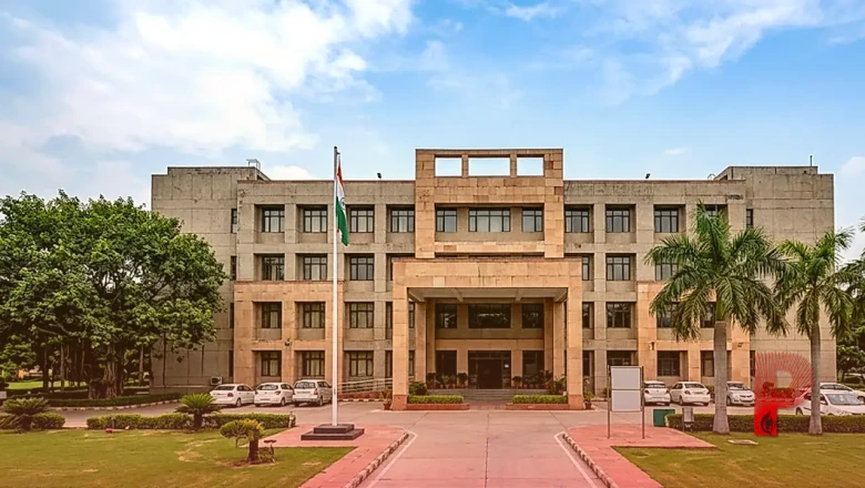 परीक्षा प्रणाली में बड़े बदलाव की तैयारी, NTA ने 50 से अधिक कर्मियों को निकाला