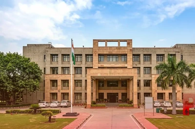 परीक्षा प्रणाली में बड़े बदलाव की तैयारी, NTA ने 50 से अधिक कर्मियों को निकाला