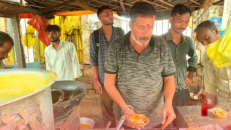 राजस्थान का खास स्वाद अब मध्य प्रदेश में, खाटू श्याम के दर्शन ने बदली अशोक की किस्मत