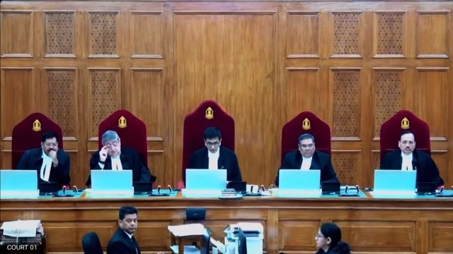 पाकिस्तान: सुप्रीम कोर्ट का बड़ा फैसला, जेल से अस्पताल शिफ्ट होंगे इमरान खान