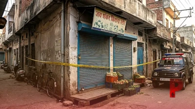 उधार सामान देने से मना किया तो बुजुर्ग दुकानदार की हत्या, पिता-पुत्र समेत तीन गिरफ्तार
