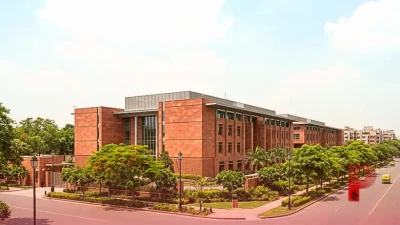 डोनाल्ड ट्रंप की प्रेस सचिव कैरोलिन लेविट ने छोड़ा पद, 28 साल की उम्र में लिया संन्यास