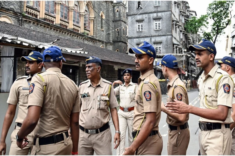 नागपुर के होटल में खौफनाक वारदात: कमरे में रेलवे कर्मचारी युवती की चाकू घोंपकर हत्या