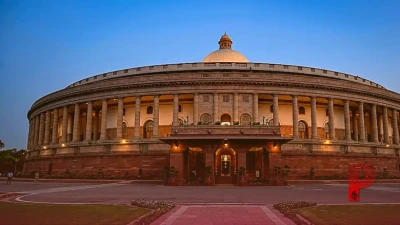 संयुक्त अरब अमीरात में पाकिस्तानी यात्रियों के साथ भेदभाव का आरोप, संसद में गूंजा असद कैसर का गुस्सा