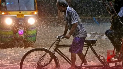 कल का मौसम: यूपी-दिल्ली सहित देश के 20 से अधिक राज्यों में भारी बारिश का अलर्ट, उफान पर यमुना नदी