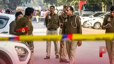 दिल्ली में पुलिस और हिमांशु भाऊ गैंग के शूटर्स के बीच मुठभेड़, 14 राउंड फायरिंग के बाद दो गिरफ्तार