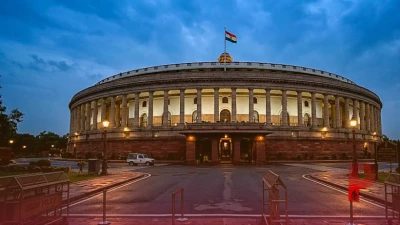 राहुल गांधी की चुप्पी और अमित शाह का जवाब: क्या विपक्ष की रणनीति के पीछे है कोई बड़ा राजनीतिक खेल?