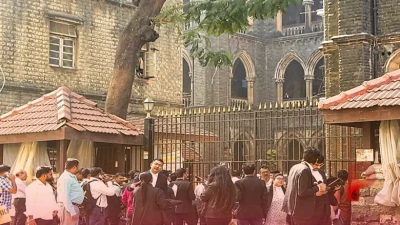 पति की ही जिम्मेदारी नहीं, परिवार के खर्च में पत्नी को भी करना होगा योगदान: बॉम्बे हाईकोर्ट