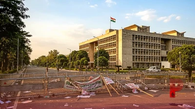 पंजाब में फार्मेसी भर्ती परीक्षा को लेकर बवाल: चंडीगढ़ में छात्रों का भारी प्रदर्शन, शिक्षा मंत्री के इस्तीफे की मांग
