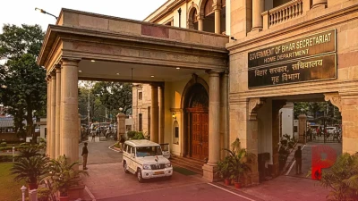 DSP बनते ही सम्राट चौधरी के पैर छूने लगे क्रिकेटर आकाशदीप, सोशल मीडिया पर चर्चा में आए संस्कार