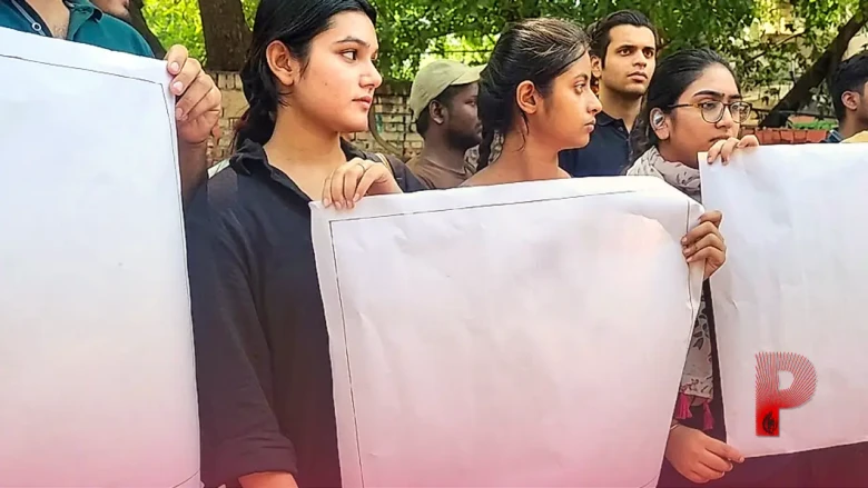 जंतर-मंतर पर छात्रों का प्रदर्शन: क्या बातचीत से सुलझेगा नीट पेपर लीक का विवाद, कॉफी पर कुरुक्षेत्र में मंथन
