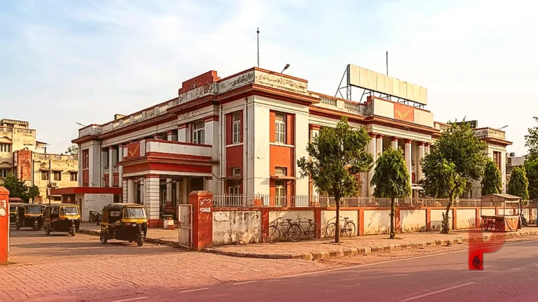 पोस्ट ऑफिस में 5 साल की FD पर मिल रहा शानदार मुनाफा, जानिए निवेश के नियम और फायदे
