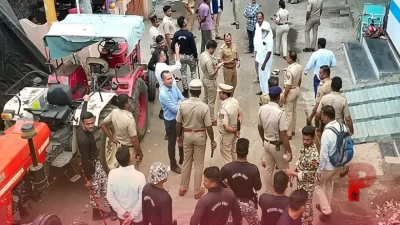 मध्य प्रदेश के उमरती गांव में जलगांव पुलिस का बड़ा एक्शन, अवैध हथियारों के साथ 32 वाहन जब्त