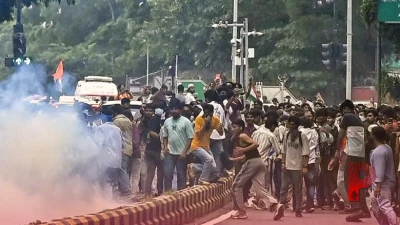 दिल्ली संसद मार्च हिंसा: पुलिस जांच के दायरे में आए कई WhatsApp ग्रुप, 118 जवान घायल
