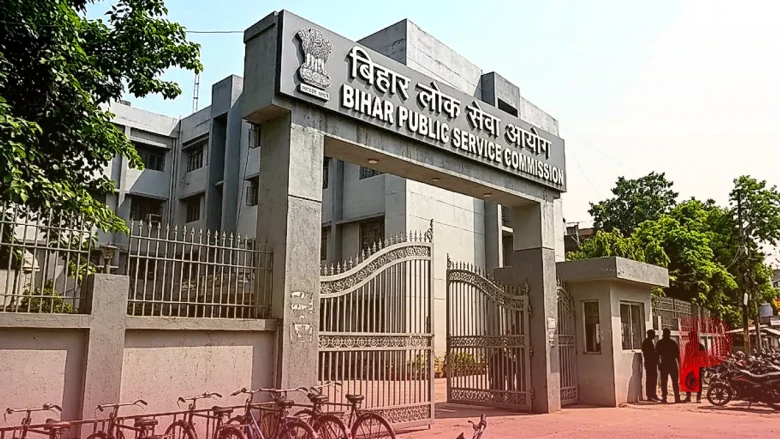 BPSC सफलता की कहानी: बिना कोचिंग सेल्फ-स्टडी से 10वीं रैंक पाने वाली प्रिया ने बताया कामयाबी का राज