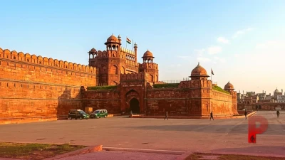 दिल्ली: मुठभेड़ के बाद पुलिस के हत्थे चढ़े दो कुख्यात शार्पशूटर, हरियाणा में फायरिंग मामले में थे वांछित