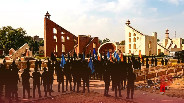 आरक्षण के विरोध में जंतर-मंतर पर प्रदर्शन: चिराग पासवान ने बातचीत के दिए संकेत
