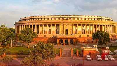 NEET विवाद पर बड़ा फैसला: राहुल गांधी की मांग मानी सरकार, संसद में चर्चा को तैयार
