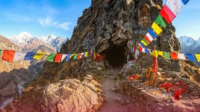 अमरनाथ यात्रा का विकल्प बनी टिम्मरसैंण गुफा, जानिए क्यों भारत-चीन सीमा पर तैनात जवान नहीं बढ़ते बिना दर्शन के आगे