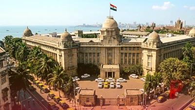 शरद पवार की बदली चाल, सत्तापक्ष से बढ़ती नजदीकियों और फडणवीस की तारीफ के क्या हैं मायने