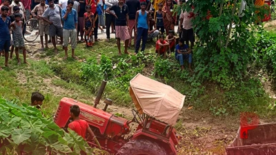 अररिया में दर्दनाक हादसा: ब्रेक फेल होने से पलटा ट्रैक्टर, 3 महिला मजदूरों की मौत