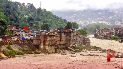 हिमाचल प्रदेश में मॉनसून का तांडव: 15 जुलाई तक भारी बारिश का अलर्ट, कुल्लू में एक की मौत