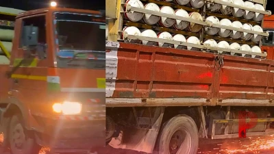 लखनऊ में टला भीषण हादसा: CNG सिलेंडरों से भरे बेकाबू DCM ने बाइक को कई किलोमीटर तक घसीटा, पुलिस की बहादुरी से बची सैकड़ों जिंदगियां